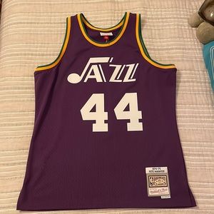 Pistol Pete Maravich New Orleans Jazz Jersey Mitchell & Ness Large
